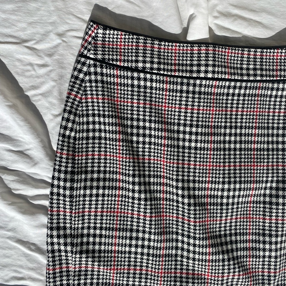 pencil skirt